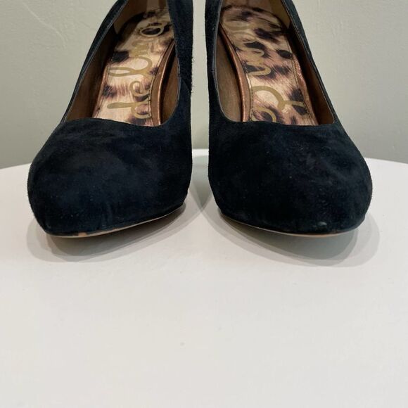 Sam Edelman Yasmine Black Suede Heels - Size: 7.5 - Picture 11 of 14